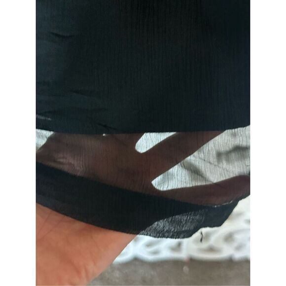 Banana Republic Silk Tank Top - Picture 4 of 9